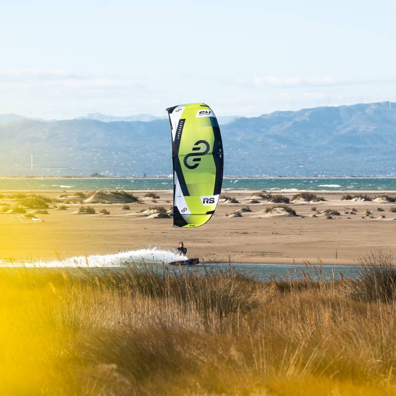 PACK KITESURF ELEVEIGHT RS V9 + PROCESS C+ V6 + VARY BAR V5